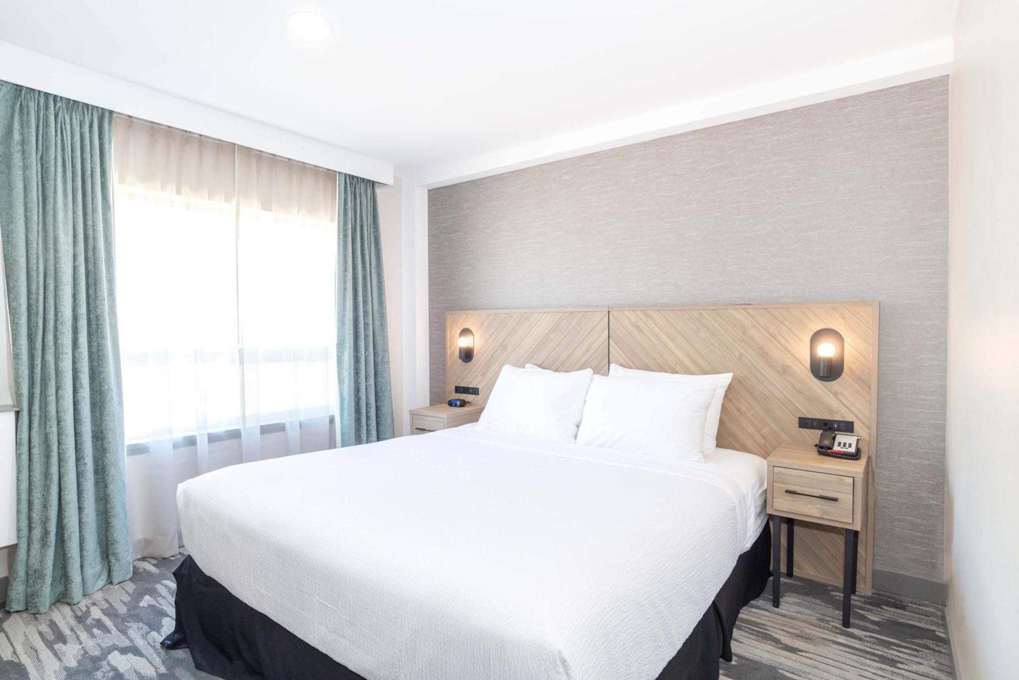 Sandman Hotel & Suites Regina Exteriör bild
