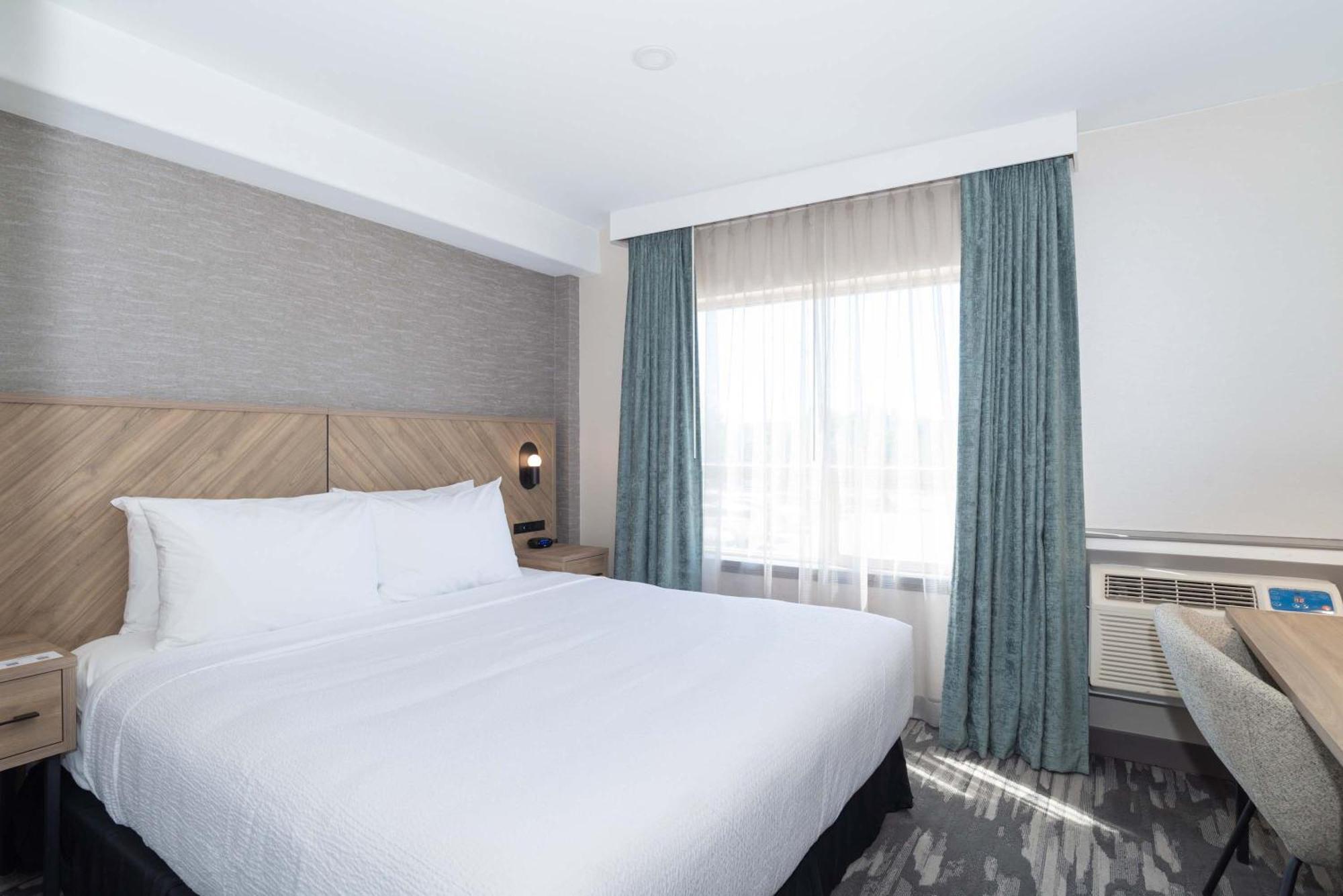 Sandman Hotel & Suites Regina Exteriör bild