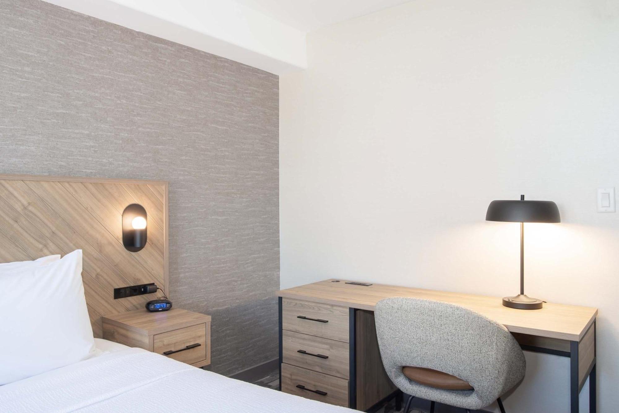 Sandman Hotel & Suites Regina Exteriör bild